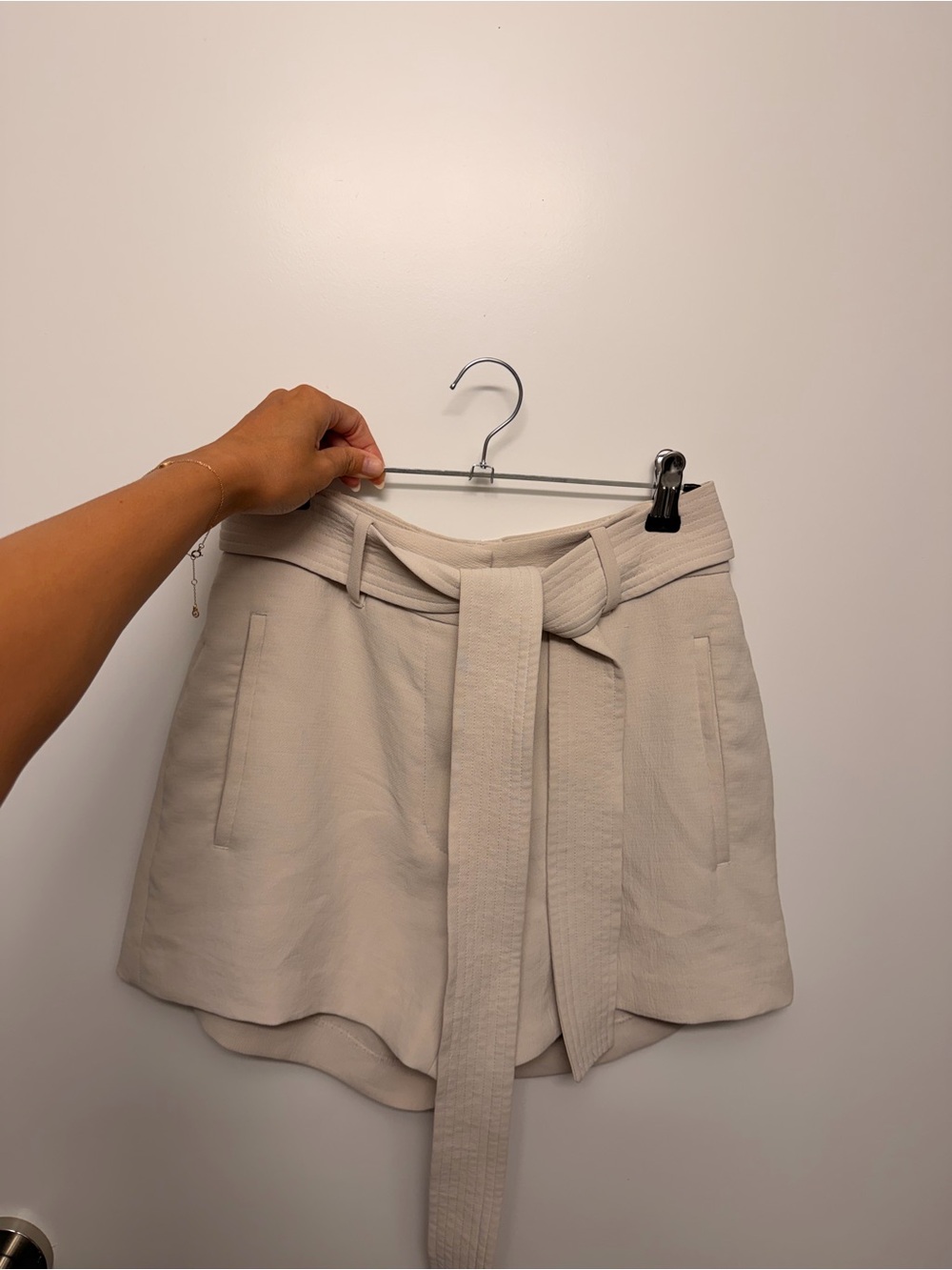 Aritzia High-Waist Shorts in Light Beige